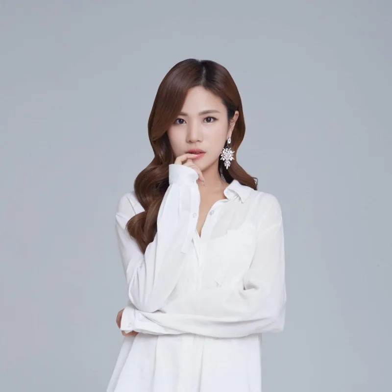 Monica J 頭貼