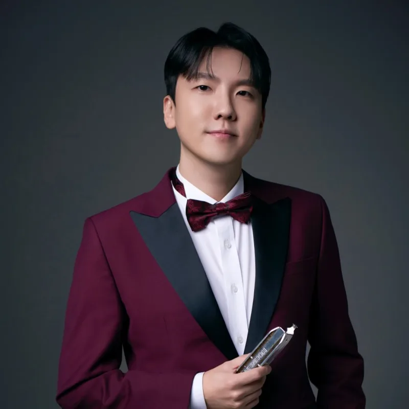 Yoonseok Lee 頭貼